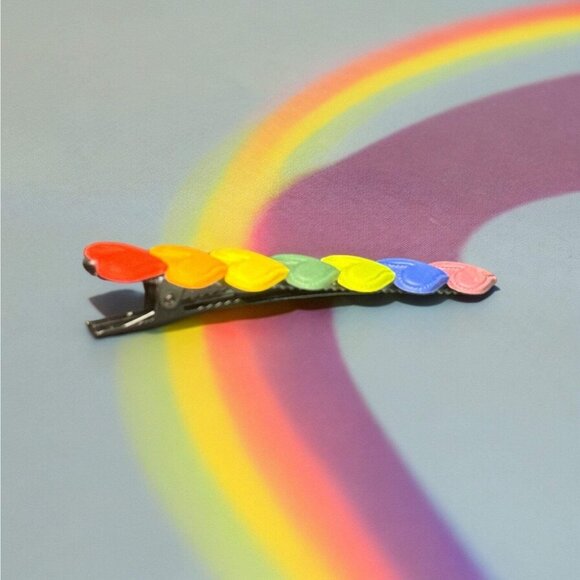 PRIDE HEARTS RAINBOW HAIR BARRETTE - Picture 4 of 8